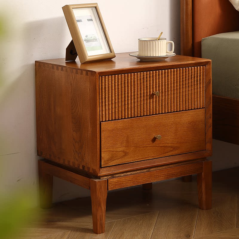 โต๊ะข้างเตียงไม้เนื้อแข็งสไตล์ - Solid Wood Nightstand 2 Drawers บทวิจารณ์และราคา